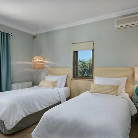Artblue Villa