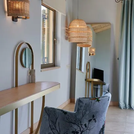 Artblue Villa *