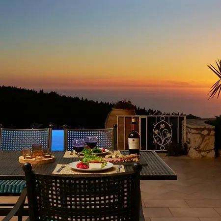 Artblue Villa *